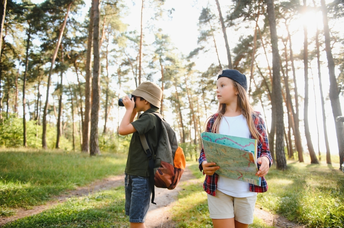 Většina pojišťoven nabízí poměrně štědré příspěvky na dětské letní tábory. 