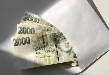 Syn si za měsíc zimní brigády vydělal stejně jako já v práci