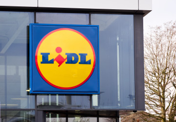 Lidl prodává geniálního pomocníka do kuchyně za 12 999 Kč Lidl prodává geniálního pomocníka do kuchyně za 12 999 Kč