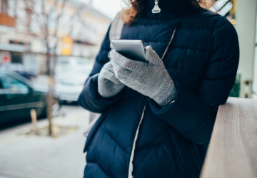 Největší chyba, kterou Češi dělají s mobily v zimě Největší chyba, kterou Češi dělají s mobily v zimě