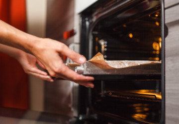 Volba správné trouby ovlivňuje chuť, spotřebu i komfort při vaření. Volba správné trouby ovlivňuje chuť, spotřebu i komfort při vaření.