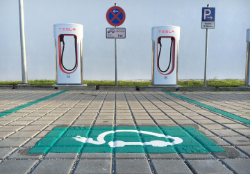 Tesla Supercharger v Německu