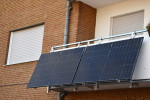 Balkonové solární elektrárny jsou hitem. 