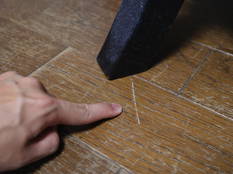 Jak se zbavit drobných škrábanců Jak se zbavit drobných škrábanců