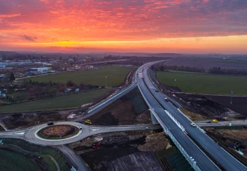 Od nového roku řidiči na dálnicích oproti původním očekáváním ušetří.