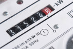 Přeplatky za plyn a elektřinu vám nemusí automaticky dorazit na účet