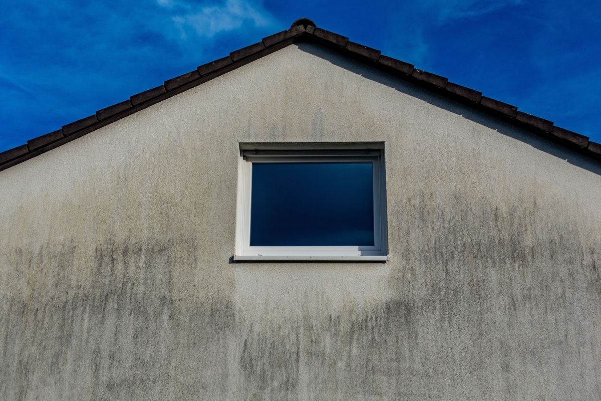 Po zimě je důležité zkontrolovat fasádu Po zimě je důležité zkontrolovat fasádu