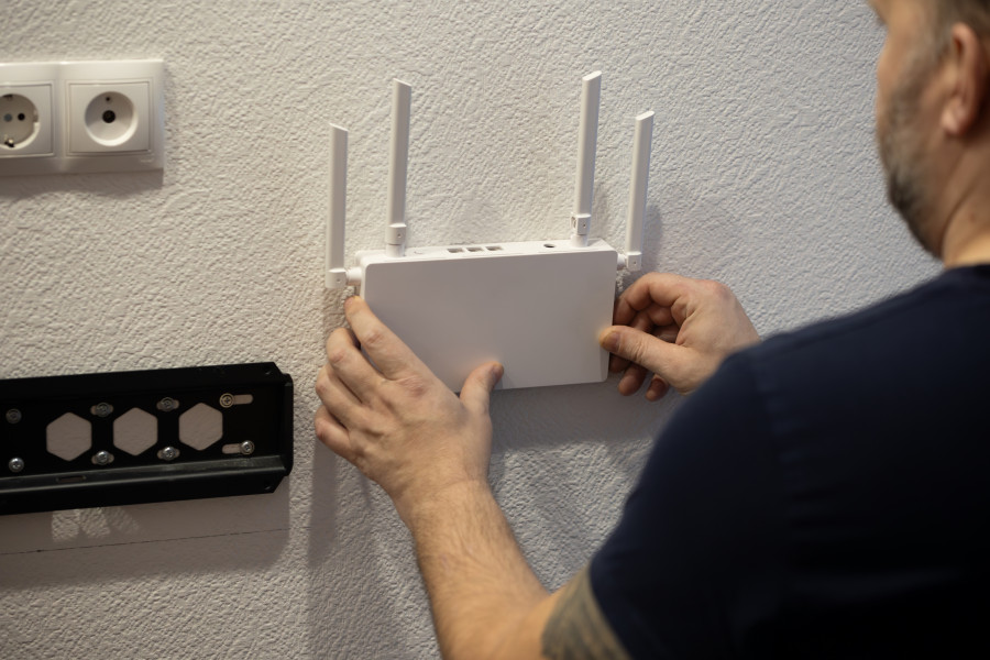 U domácí Wi-Fi je vhodné pravidelně měnit heslo a zkontrolovat, zda router používá moderní šifrování.