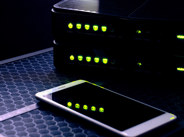 Tohle udělejte večer a vaše spotřebiče přestanou v noci svítit Tohle udělejte večer a vaše spotřebiče přestanou v noci svítit