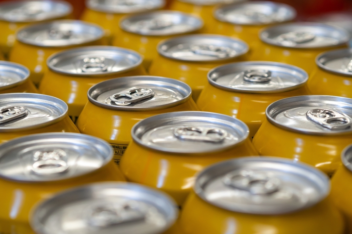 Chlapec díky recyklaci plechovek vydělal téměř půl milionu korun