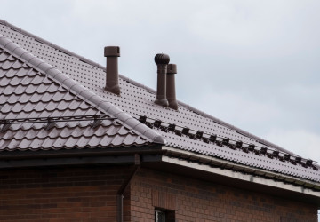 Na jaře je ideální čas pro kontrolu střechy