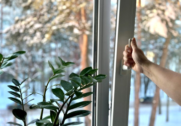 Větrání "na ventilačku" není v zimě vhodné používat. Větrání "na ventilačku" není v zimě vhodné používat.