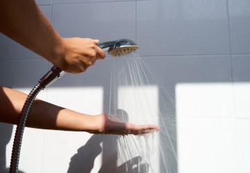 V zimě nemusí téct ze sprchy dostatečně teplá voda V zimě nemusí téct ze sprchy dostatečně teplá voda