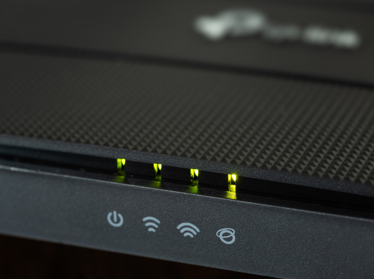 Router je v domácnosti často přehlížený, přesto dokáže svými kontrolkami prozradit důležité bezpečnostní informace.