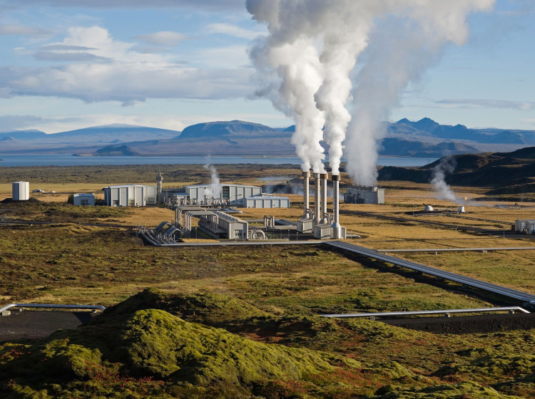 Geotermální elektrárna Nesjavellir na Islandu