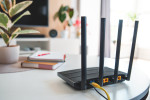 Mnoho uživatelů vnímá zpomalený internet jako problém připojení, i když příčina často leží uvnitř samotného nastavení zařízení.