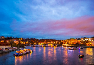 Prahu čekají rozsáhlé odstávky elektřiny. Prahu čekají rozsáhlé odstávky elektřiny.