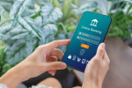 Mobilní bankovnictví přináší nejen výhody, ale i rizika. Zapněte si funkci, která vám pomůže včas odhalit případný podvod.