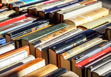 Starých knih je přehršel, některé ale mohou mít velkou cenu. 