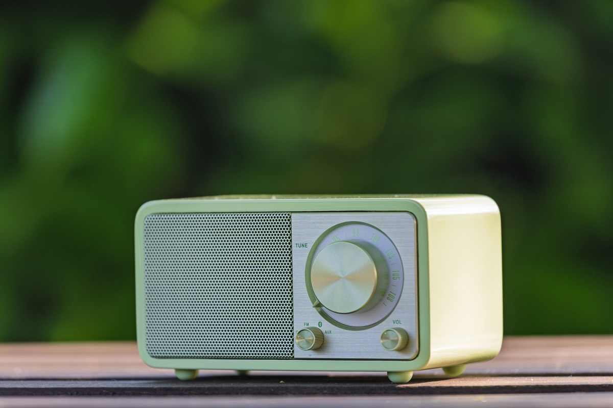 Pozor na rádio na zahradě i chalupě Pozor na rádio na zahradě i chalupě