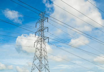 EU plánuje snížení daně z elektřiny