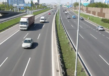 Dálnice D1 mezi Prahou a Brnem bude zčásti uzavřena. Dálnice D1 mezi Prahou a Brnem bude zčásti uzavřena.