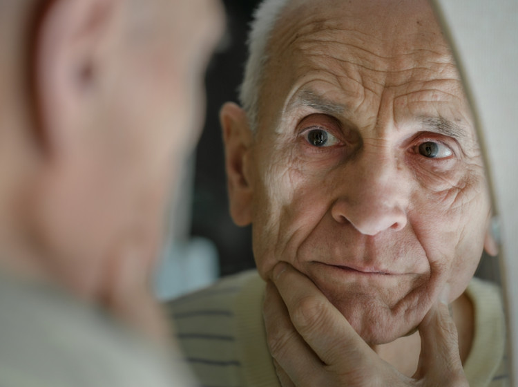 Parkinsonova choroba se může projevovat i v obličeji. 