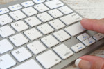 Takhle notebook nikdy nepokládejte