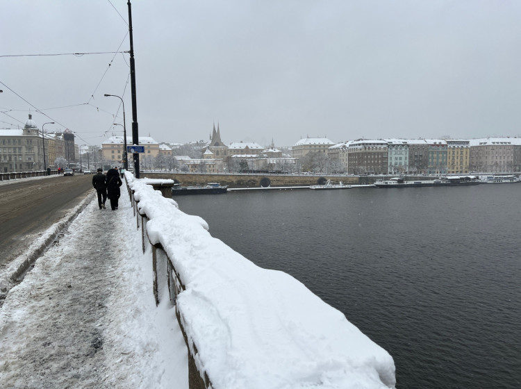 Meteorologové couvají od původních předpovědí