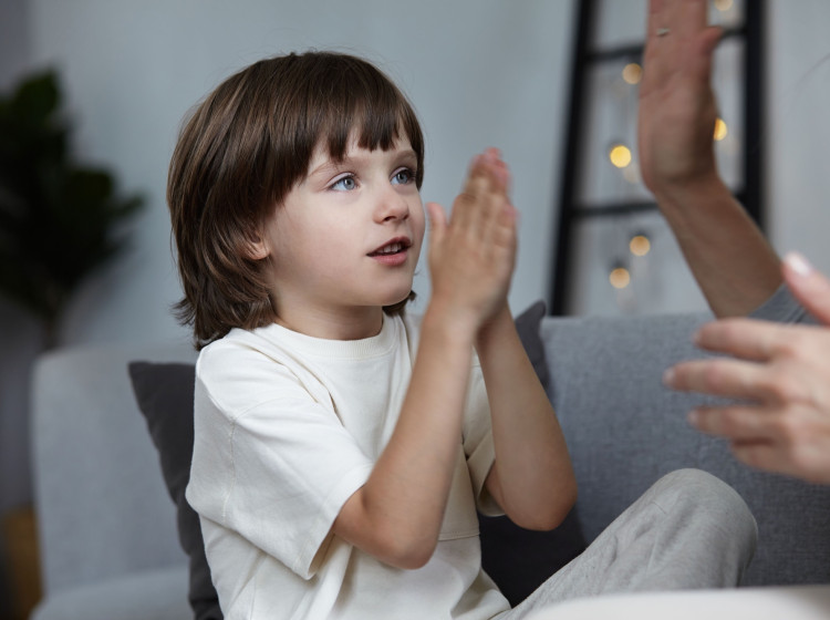 Otázka financí může být v mnoha rodinách ošemetná