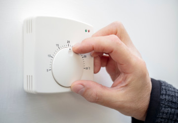 Konec října je ideálním časem pro kontrolu nastavení termostatu. Tato drobnost vás může stát tisíce.