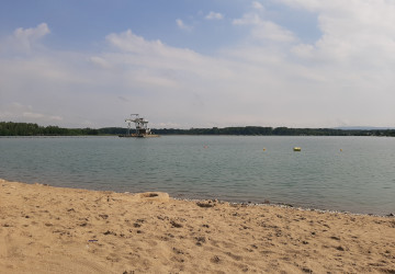 Pískovna, která bývá označována jako "české Bali"