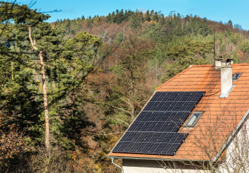 Tento tarif se hodí třeba pro domácnosti s vlastními fotovoltaickými panely. Tento tarif se hodí třeba pro domácnosti s vlastními fotovoltaickými panely.