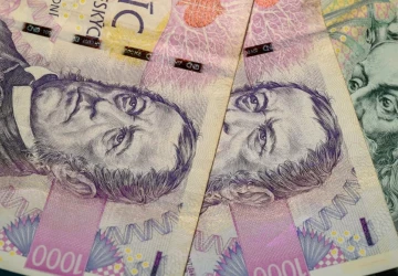 Stát plánuje přidat peníze několika skupinám zaměstnanců. 