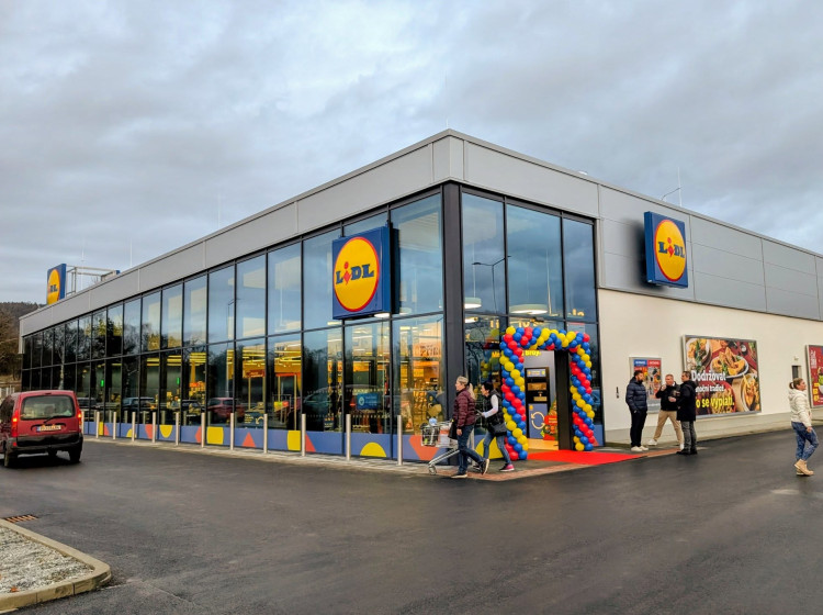 Lidl už dávno není jen obchod s potravinami Lidl už dávno není jen obchod s potravinami
