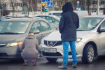 Poškození auta na parkovišti u obchodního centra kryje podle nové právní úpravy povinné ručení viníka i na soukromém pozemku.