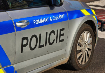 Když policie spatří malé dítě o samotě, může zasáhnout Když policie spatří malé dítě o samotě, může zasáhnout
