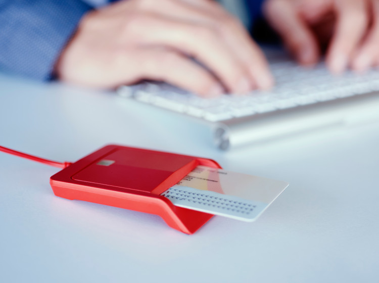 Moderní technologie usnadňují práci úředníkům i život občanům.
