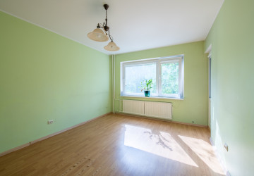 Moderní interiéry dnes upřednostňují estetický design a efektivní, tichý způsob vytápění.