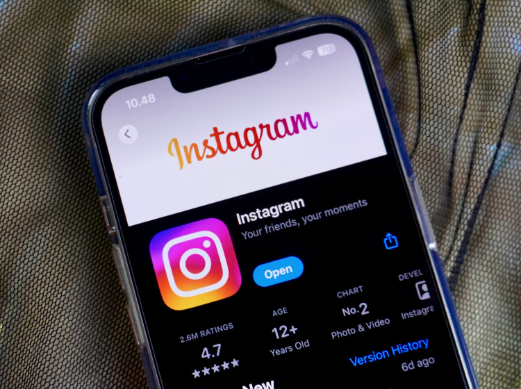 Na pozadí rozhraní Instagramu běží desítky procesů, které o vás sbírají údaje.