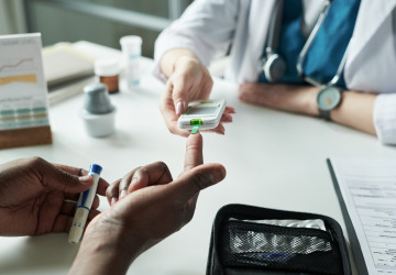 Diabetici by měli pravidelně podstupovat vyšetření