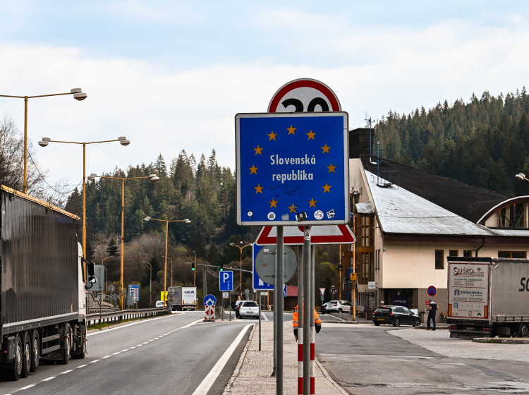 Časové pásmo ovlivňuje pracovní režimy, školní rozvrhy i ekonomické aktivity. Časové pásmo ovlivňuje pracovní režimy, školní rozvrhy i ekonomické aktivity.