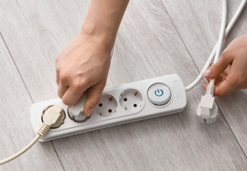 Prodlužovací kabel dnes používá snad každá domácnost. 