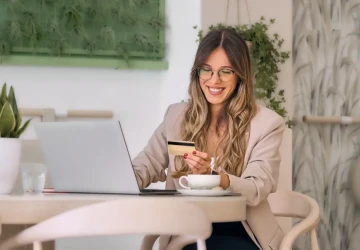 Online platby jsou pro nás běžnou činností Online platby jsou pro nás běžnou činností