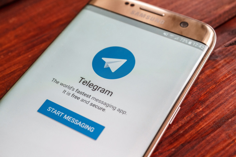 Telegram si získává příznivce díky šifrovaným chatům, možnosti mazání zpráv bez stopy a podpoře velkých skupin.