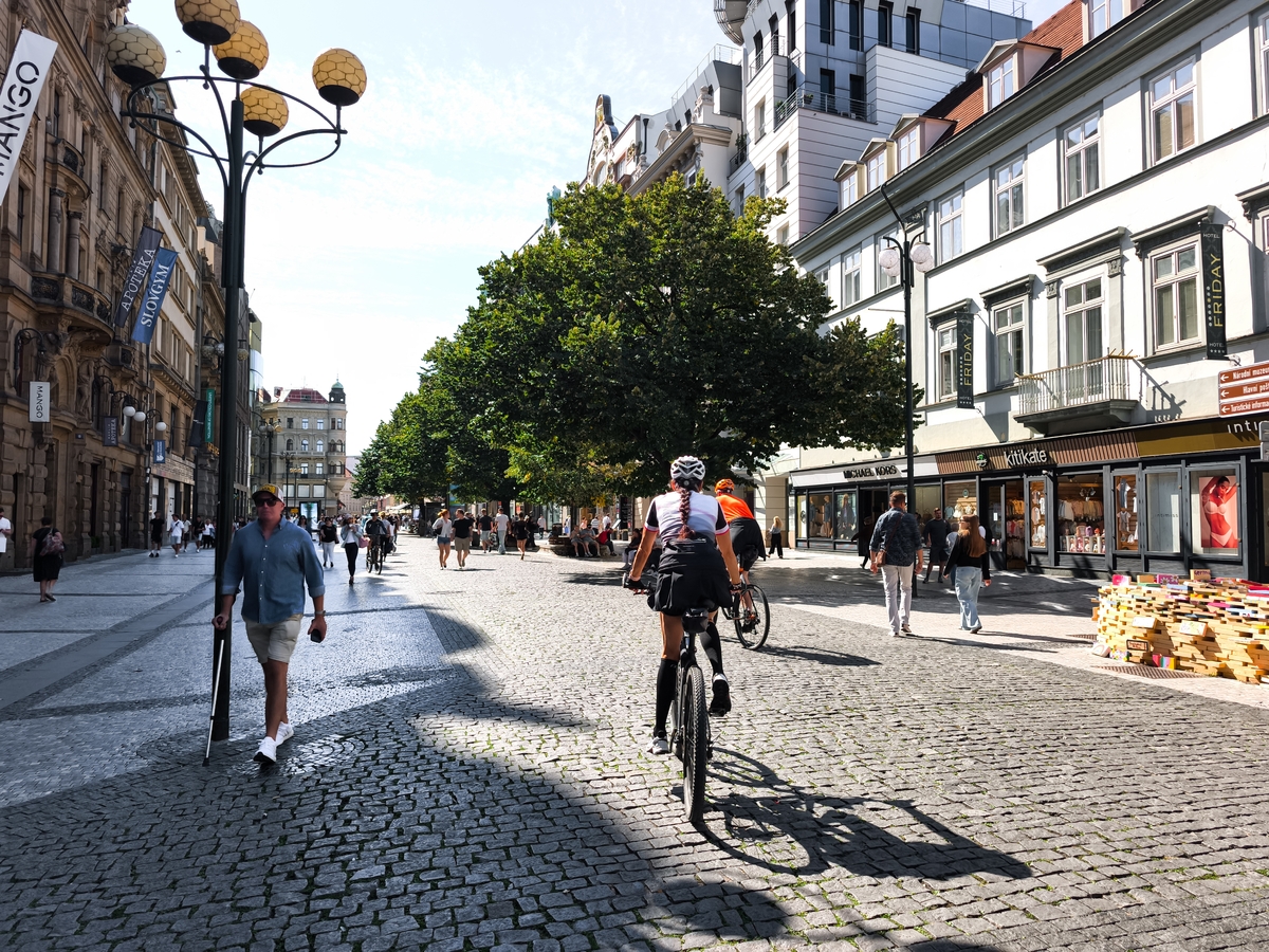 První polovina září přinese do Česka nadprůměrné teploty, které na některých místech přesáhnou i 28 °C.