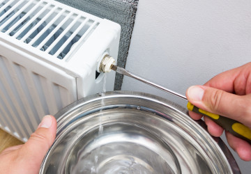 Při odzvdušnění radiátorů se vyplatí dodržet snadný postup.
