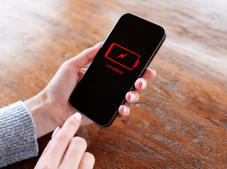 Často vybitá baterie může být způsobena škodlivým programem v telefonu.