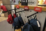 Výroba ručně šitých batohů byla v německém Schwerinu po 14 letech zastavena.