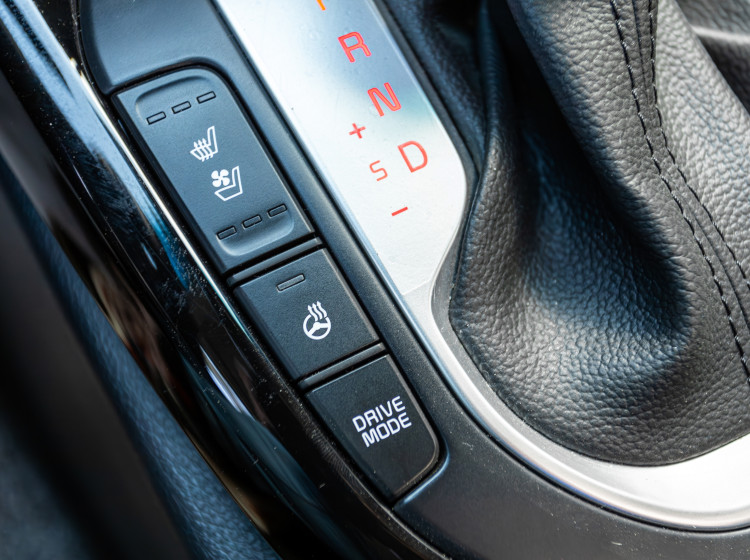 V autech máme funkci, která může škodit našemu zdraví  V autech máme funkci, která může škodit našemu zdraví